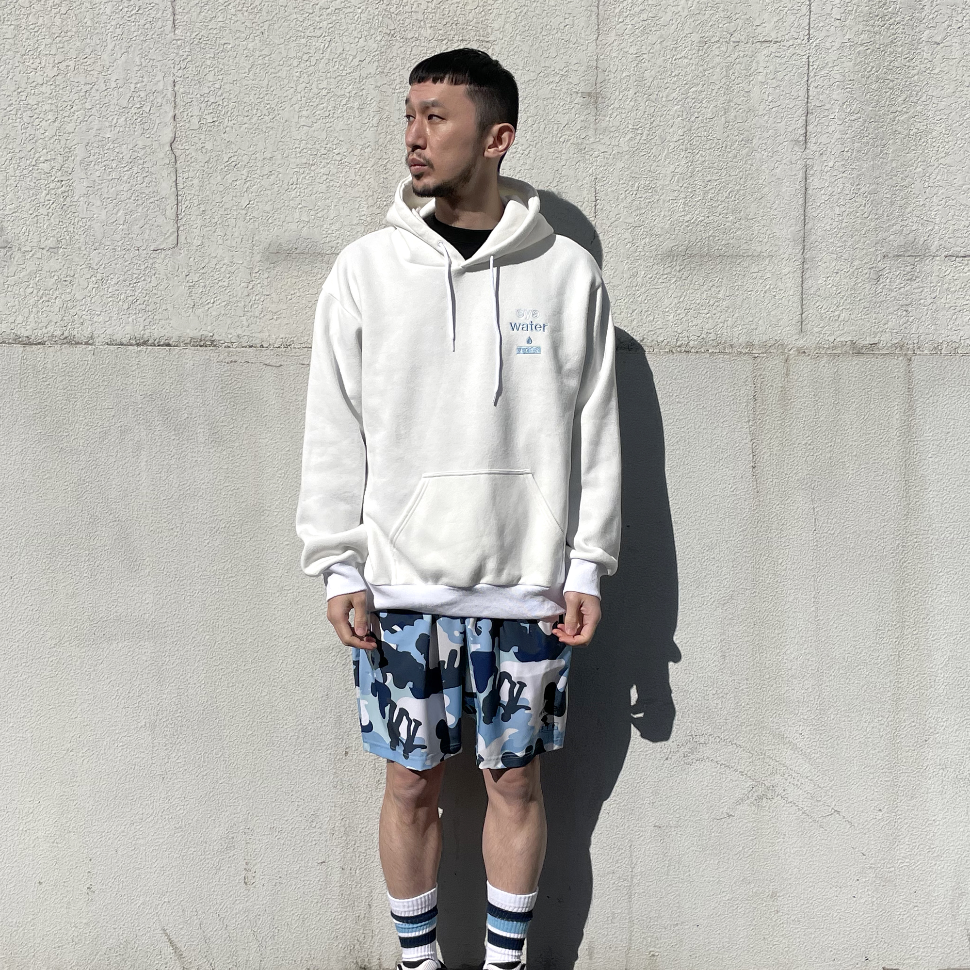 AKTR eyewater SWEAT HOODIE WHITE【122-113010】 - バスケットボール・プロショップ BUZZER  BEATER 【バスケ専門】